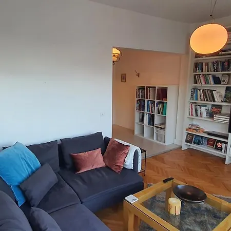Διαμέρισμα Stylish Cozy 1-bedroom With Balcony & Sea View Κωνσταντινούπολη