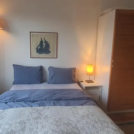 Stylish Cozy 1-bedroom With Balcony & Sea View