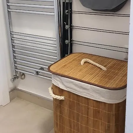 Διαμέρισμα Stylish Cozy 1-bedroom With Balcony & Sea View