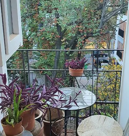 Διαμέρισμα Stylish Cozy 1-bedroom With Balcony & Sea View